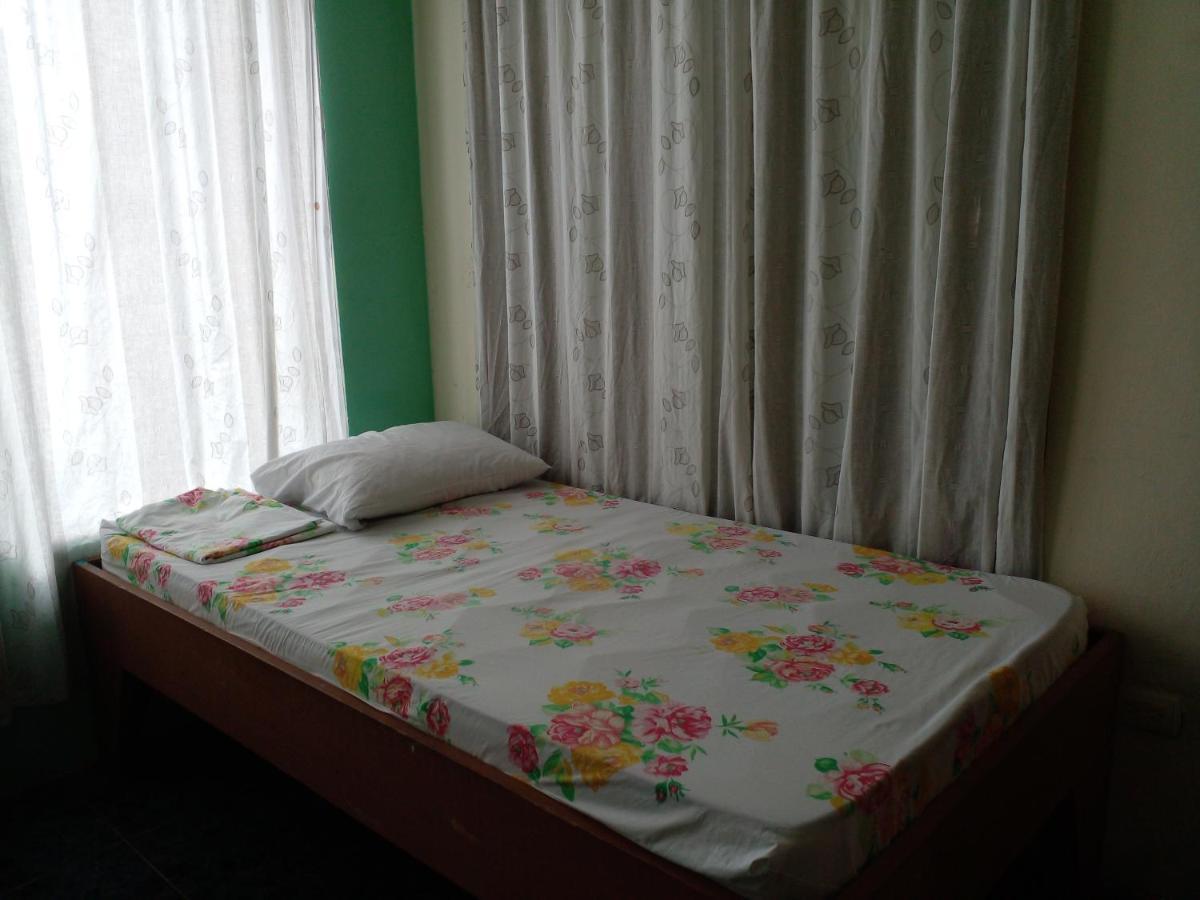 La Pension Backpackers La Fortuna 外观 照片